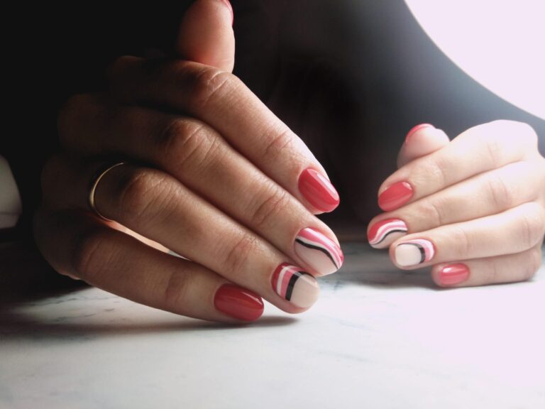 Read more about the article The Secret Behind Bella Nails’ Popularity: Success Story Revealed
